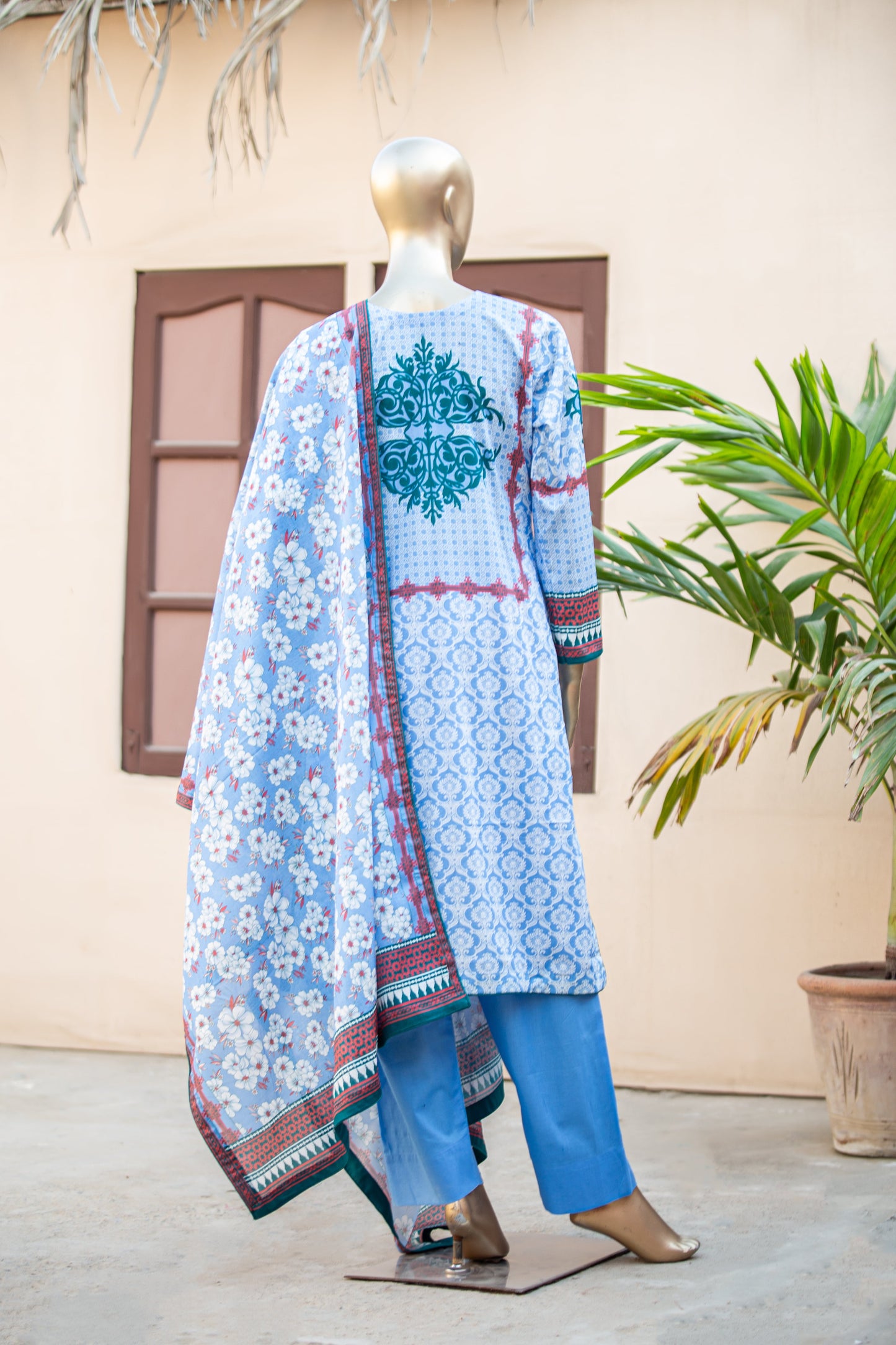 Women’s Lawn Suits | 3 Piece Unstitched Printed Cotton Premier Lawn Suit With Printed Dupatta